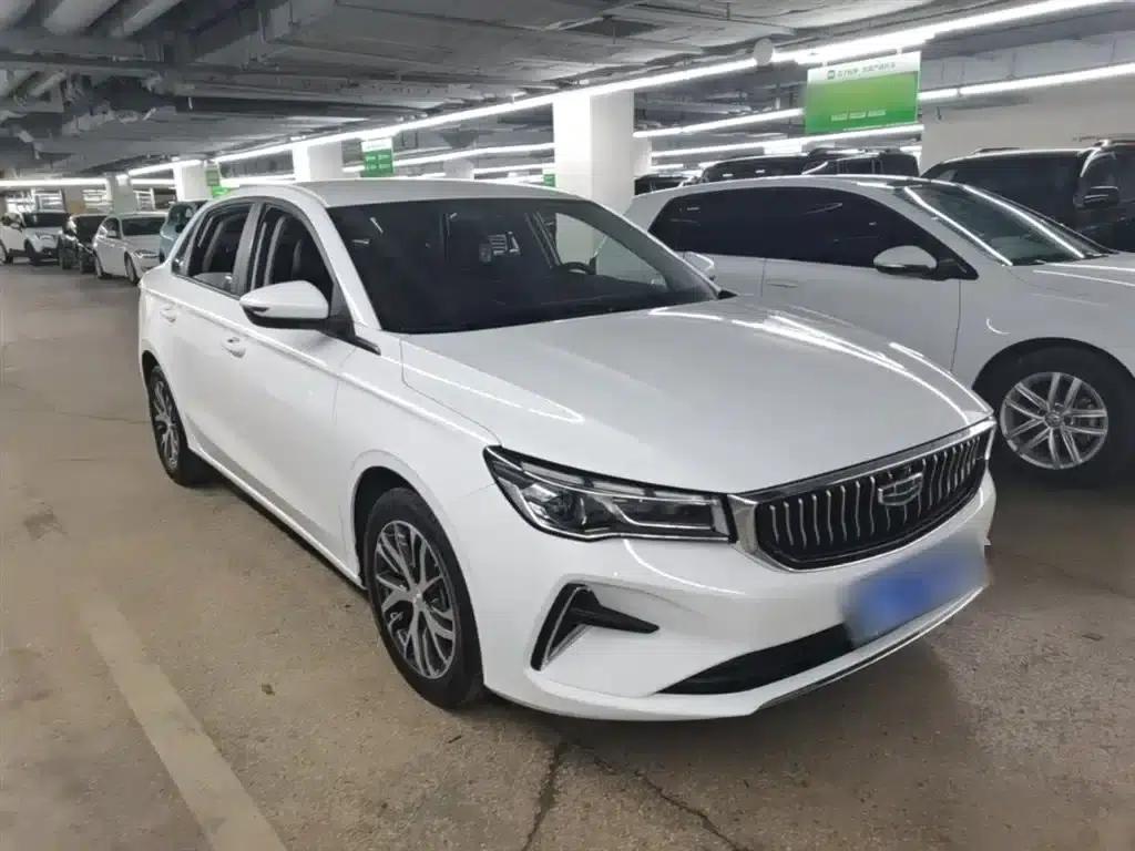 Geely Emgrand 2023 4th Generation Champion Edition 1.5L CVT Luxury — миниатюра 4
