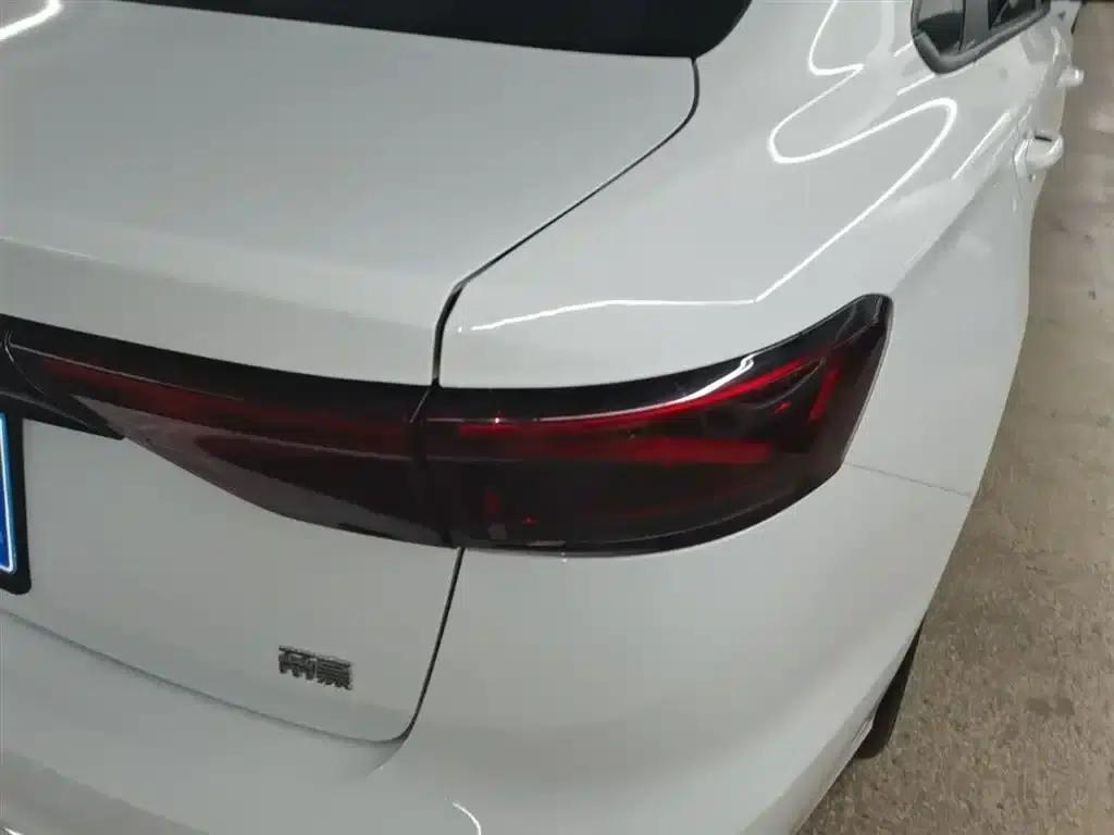Geely Emgrand 2023 4th Generation Champion Edition 1.5L CVT Luxury — миниатюра 8