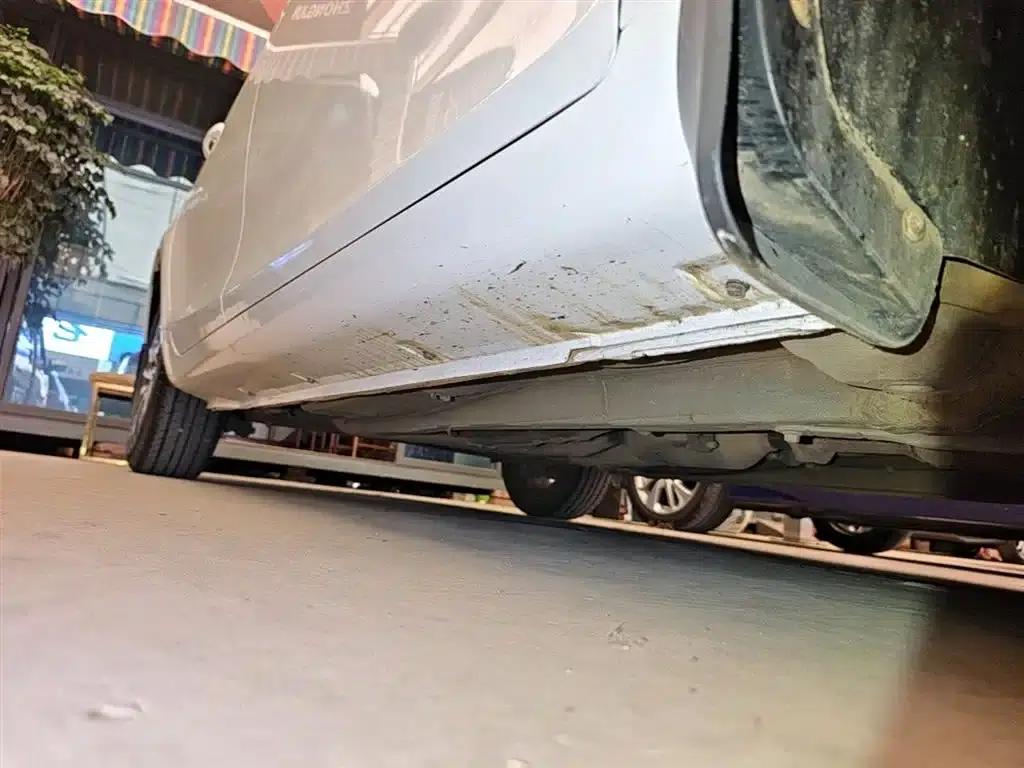 Geely Emgrand 2019 Leading Edition 1.5L Manual Upward Connected Model (National V Emission Standard) — миниатюра 21