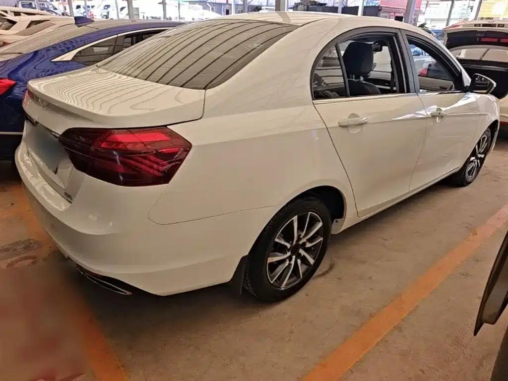 Geely Emgrand 2019 Leading Edition 1.5L Manual Upward Connected Model (National V Emission Standard) — миниатюра 7