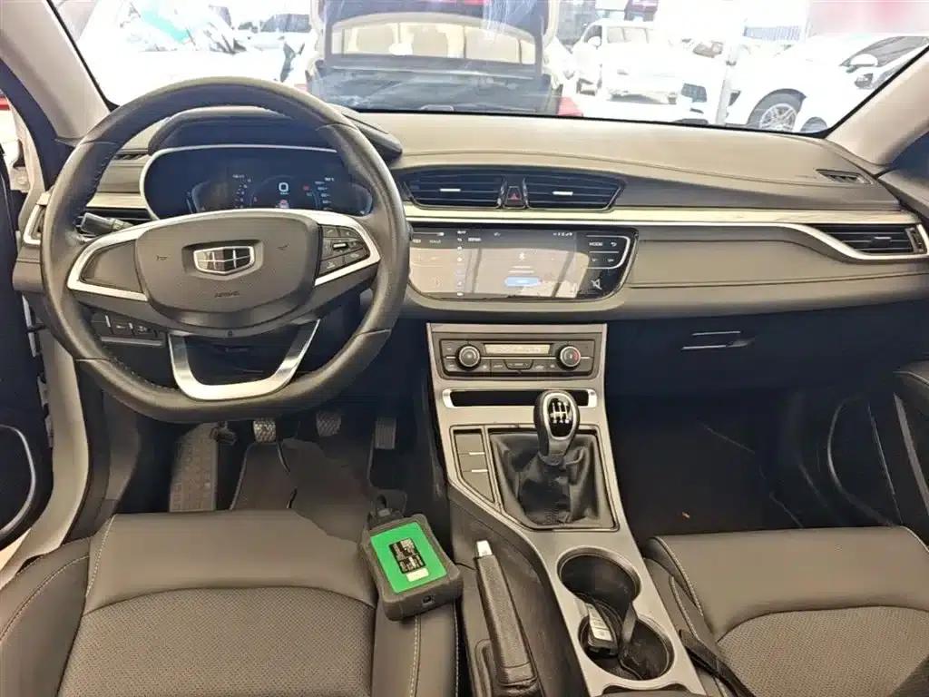 Geely Emgrand 2019 Leading Edition 1.5L Manual Upward Connected Model (National V Emission Standard) — миниатюра 10