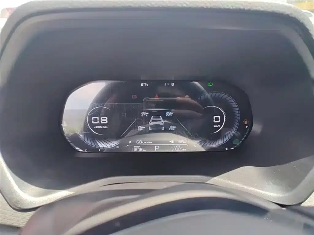 Geely Emgrand 2022 4th Generation 1.5L CVT Premium — миниатюра 12