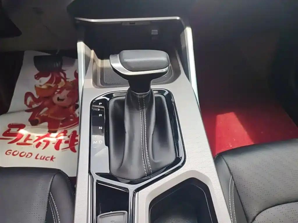 Geely Emgrand 2022 4th Generation 1.5L CVT Premium — миниатюра 14