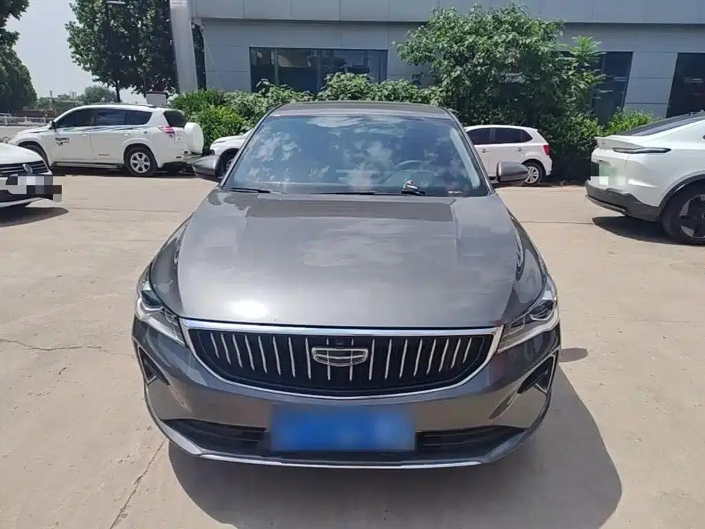 Geely Emgrand 2022 4th Generation 1.5L CVT Premium — миниатюра 3