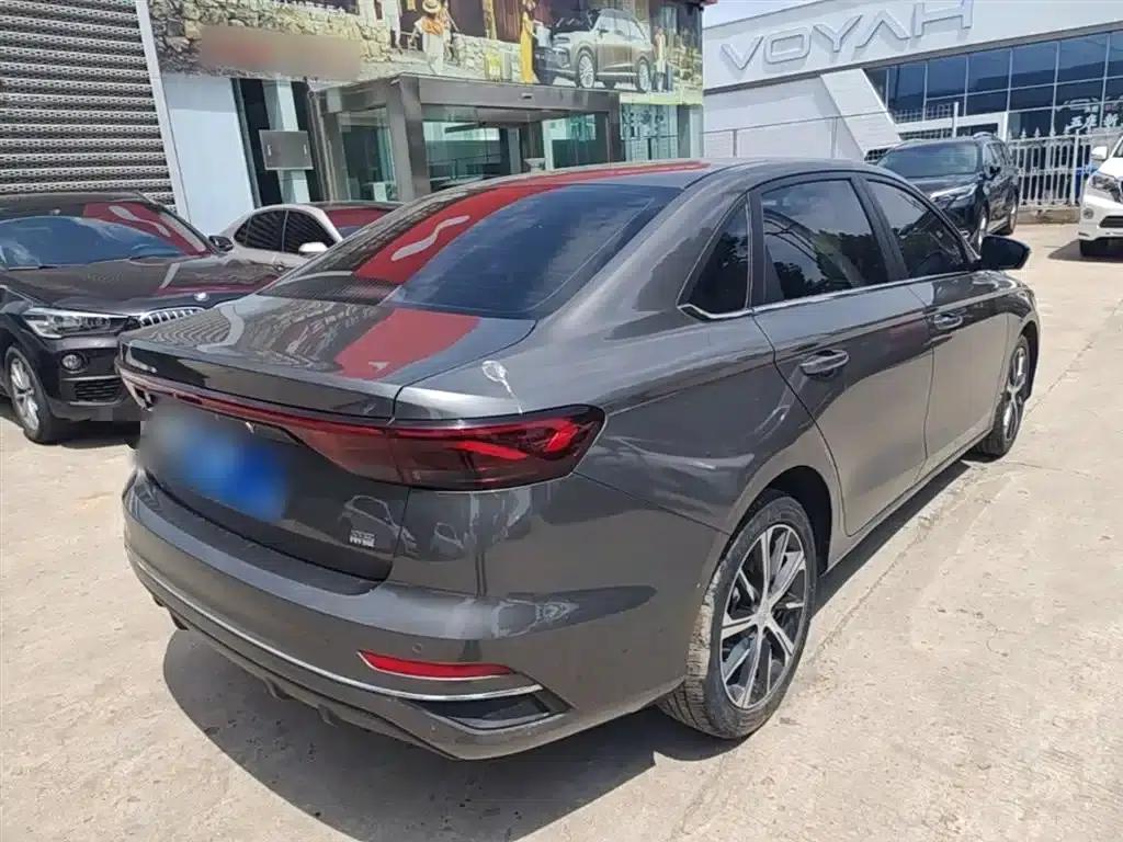 Geely Emgrand 2022 4th Generation 1.5L CVT Premium — миниатюра 7