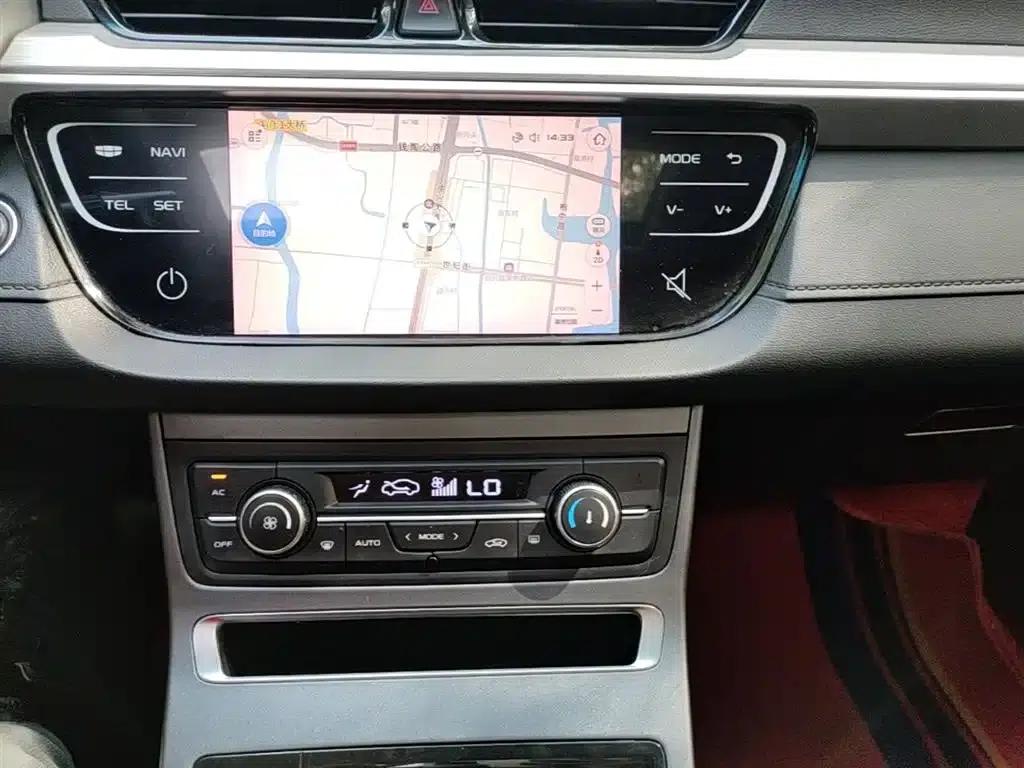 Geely Emgrand 2018 1.5L Manual Upward Connected Edition — миниатюра 13