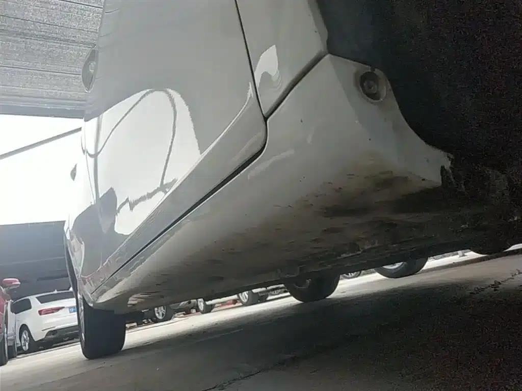 Geely Emgrand 2020 1.5L CVT Luxury Edition — миниатюра 21