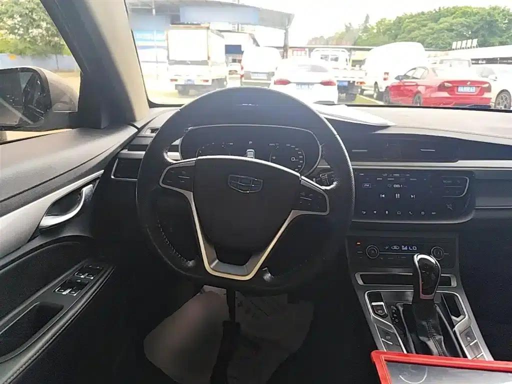 Geely Emgrand 2018 1.5L CVT Upward Connected Edition — миниатюра 11