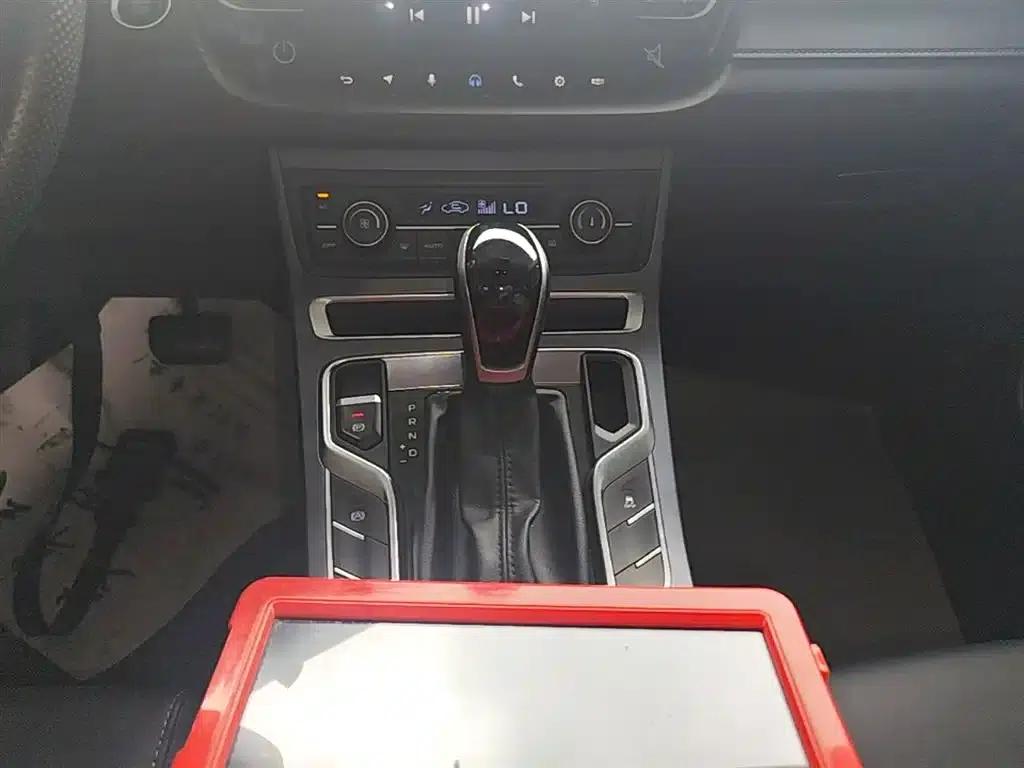 Geely Emgrand 2018 1.5L CVT Upward Connected Edition — миниатюра 14