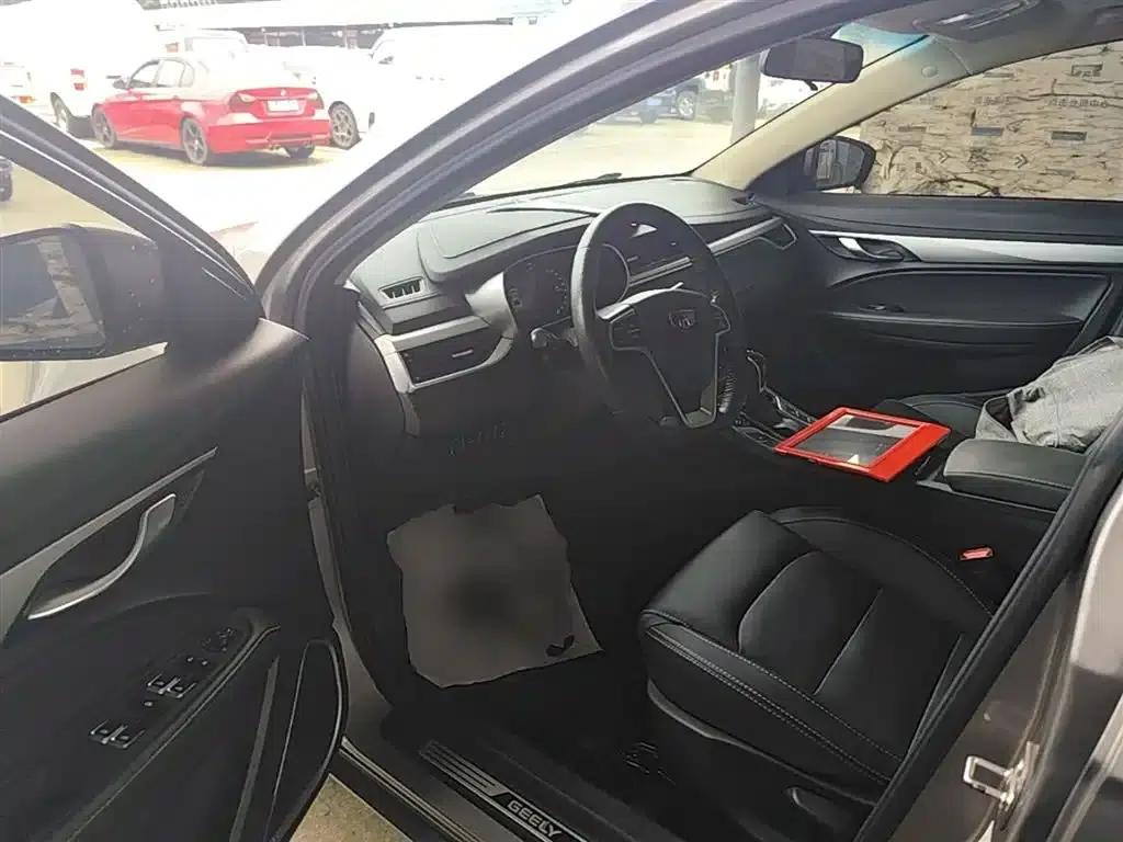 Geely Emgrand 2018 1.5L CVT Upward Connected Edition — миниатюра 16