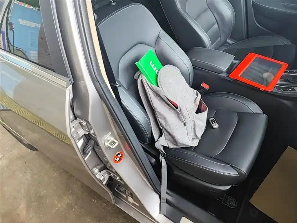 Geely Emgrand 2018 1.5L CVT Upward Connected Edition — миниатюра 25
