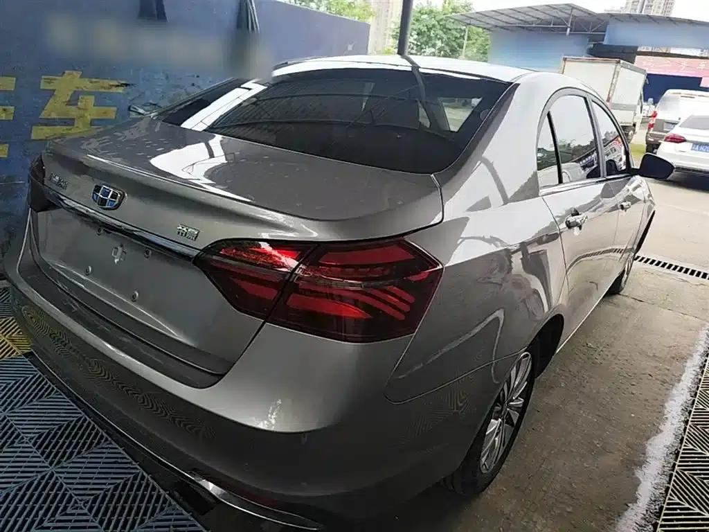 Geely Emgrand 2018 1.5L CVT Upward Connected Edition — миниатюра 7