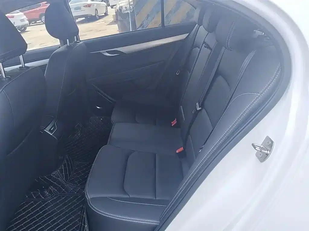 Geely Emgrand 2018 1.5L CVT Upward Connected Edition — миниатюра 17