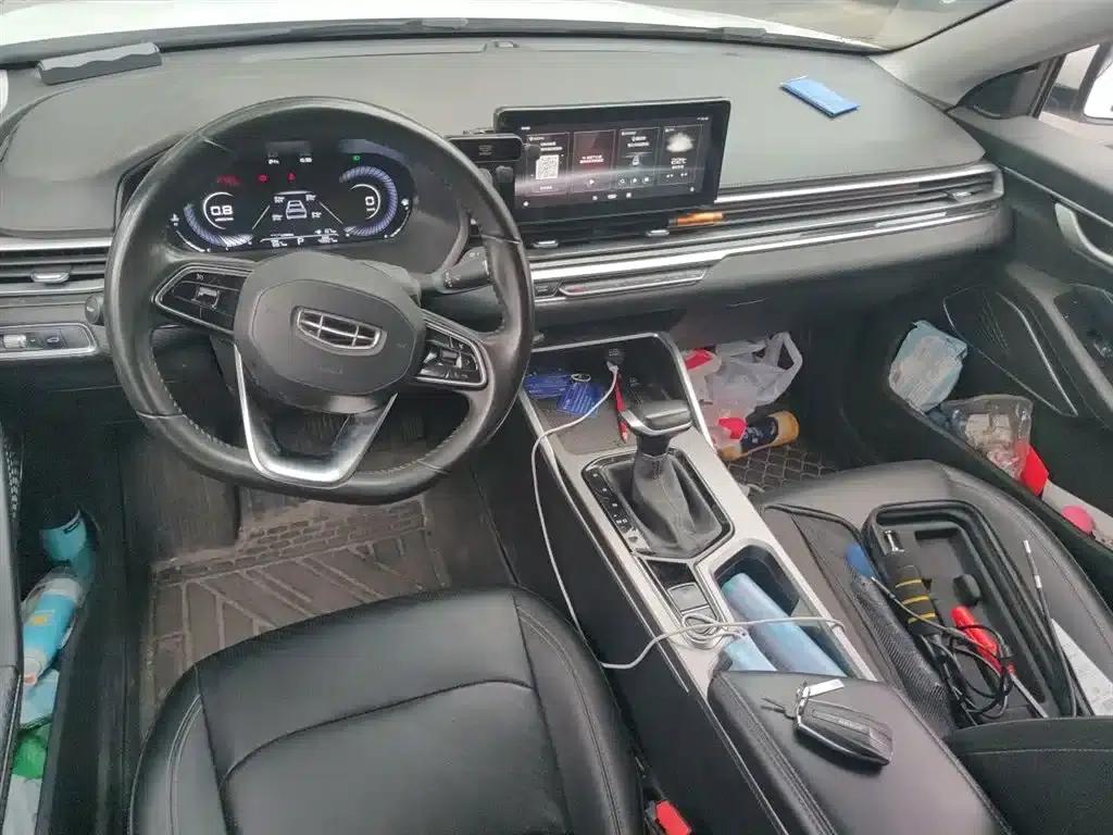Geely Emgrand 2022 4th Generation 1.5L CVT Premium — миниатюра 13