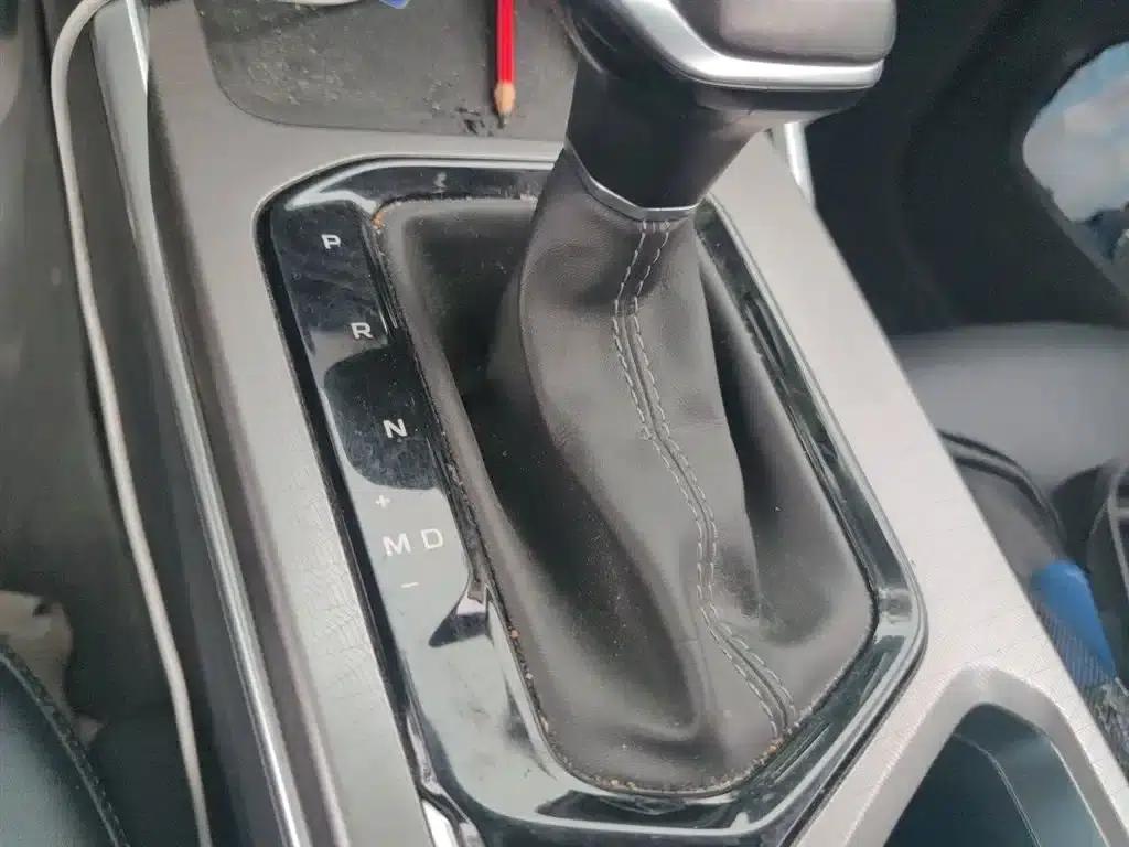 Geely Emgrand 2022 4th Generation 1.5L CVT Premium — миниатюра 7