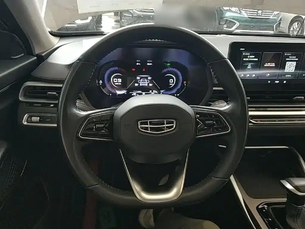 Geely Emgrand 2022 4th Generation 1.5L CVT Premium — миниатюра 11
