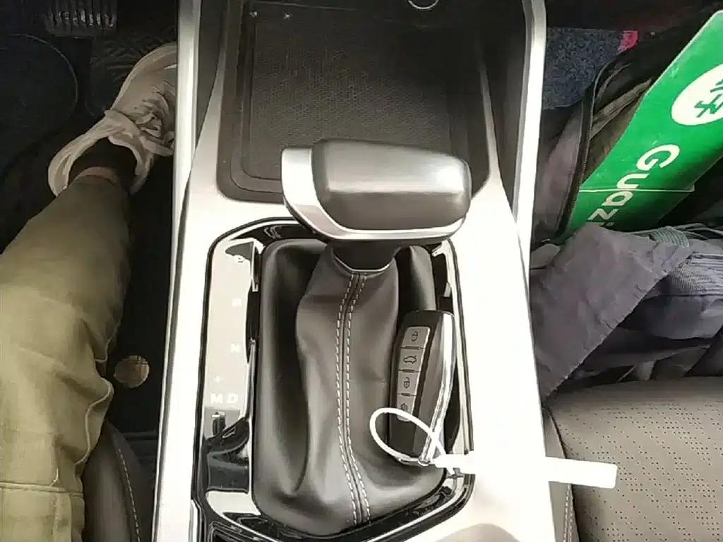 Geely Emgrand 2022 4th Generation 1.5L CVT Premium — миниатюра 14
