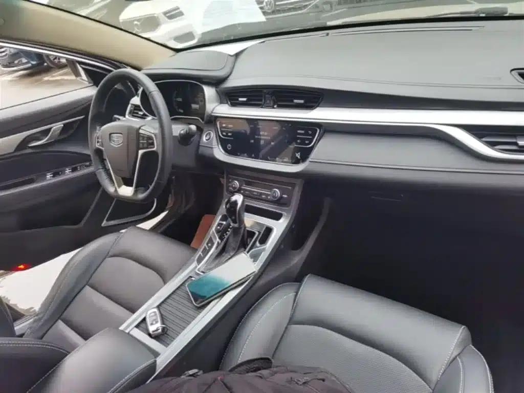 Geely Emgrand 2018 1.5L CVT Upward Connected Edition — миниатюра 10