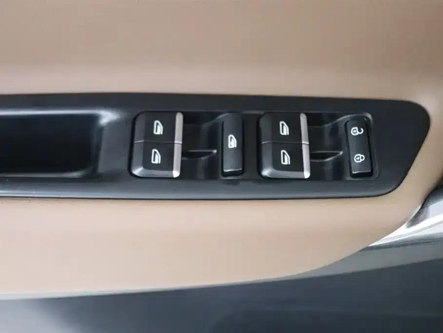 Geely Boyue 2016 1.8TD Automatic Smart Edition — миниатюра 13