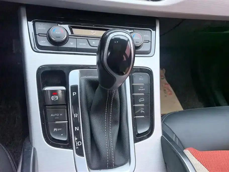 Geely Boyue 2016 1.8TD Automatic Intelligent Connectivity Model — миниатюра 16