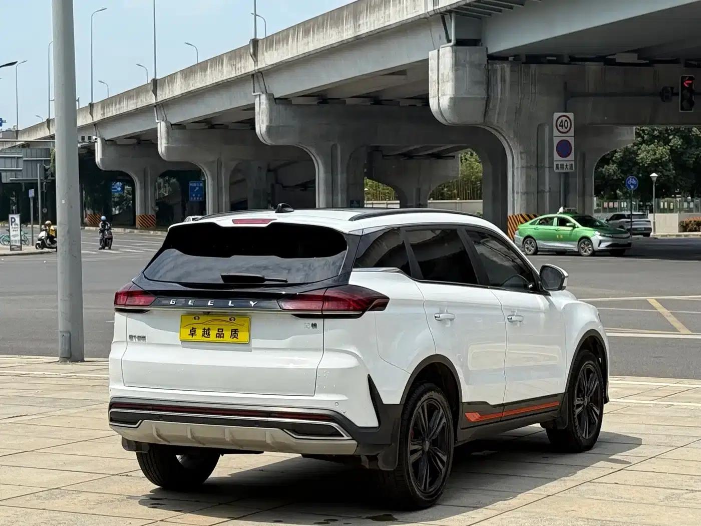 Geely Boyue 2022 Model Boyue X 1.8TD DCT Smart Edition — миниатюра 7