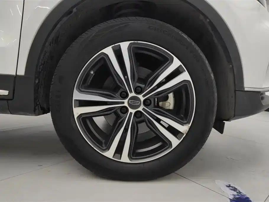 Geely Boyue 2022 1.8TD DCT Smart Edition — миниатюра 6