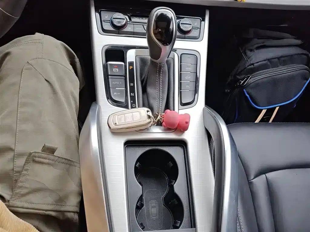 Geely Boyue 2018 1.8TD Automatic 2WD Smart 4G Connected Edition — миниатюра 14