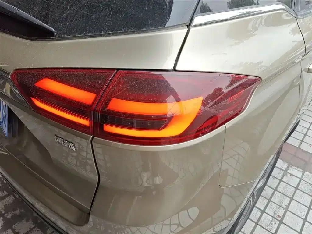 Geely Boyue 2018 1.8TD Automatic 2WD Smart 4G Connected Edition — миниатюра 8