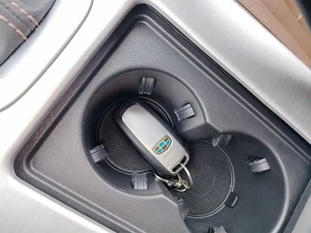 Geely Boyue 2016 1.8TD Automatic 4WD Supreme Edition — миниатюра 9
