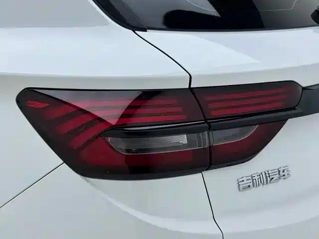 Geely Binyue 2023 1.5T DCT Platinum Edition — миниатюра 19