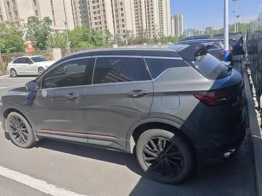 Geely Binyue 2021 1.5TD DCT Battle — миниатюра 3