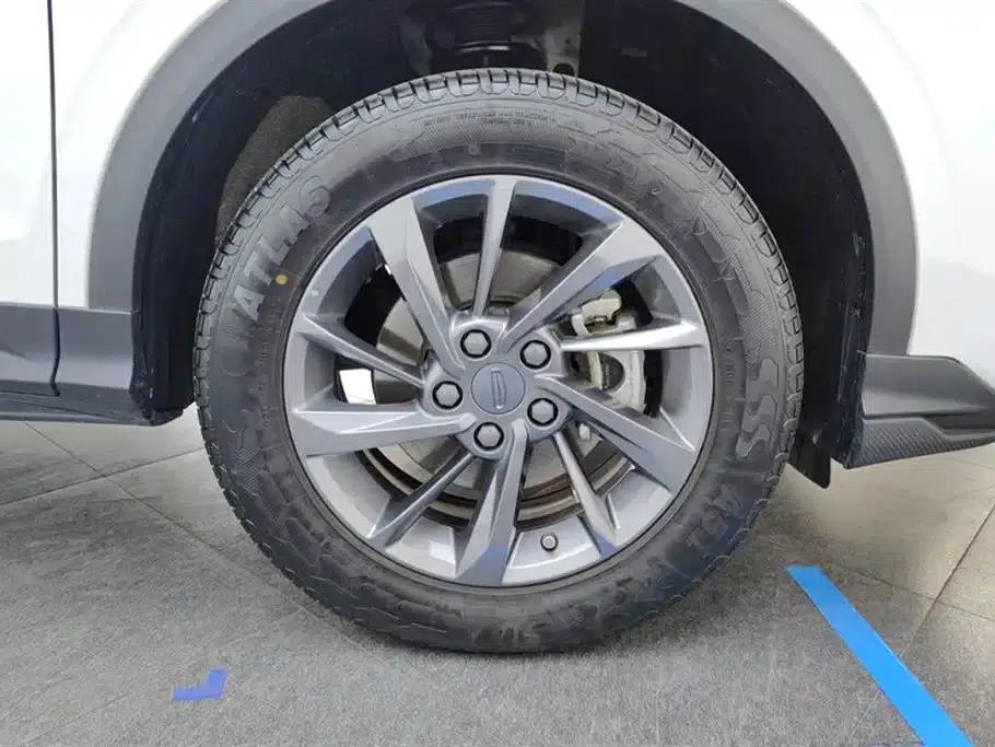 Geely Binyue 2024 1.5T DCT Dragon Edition — миниатюра 6