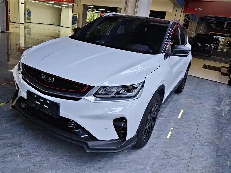 Geely Binyue 2020 PRO 260T DCT Battle — миниатюра 1