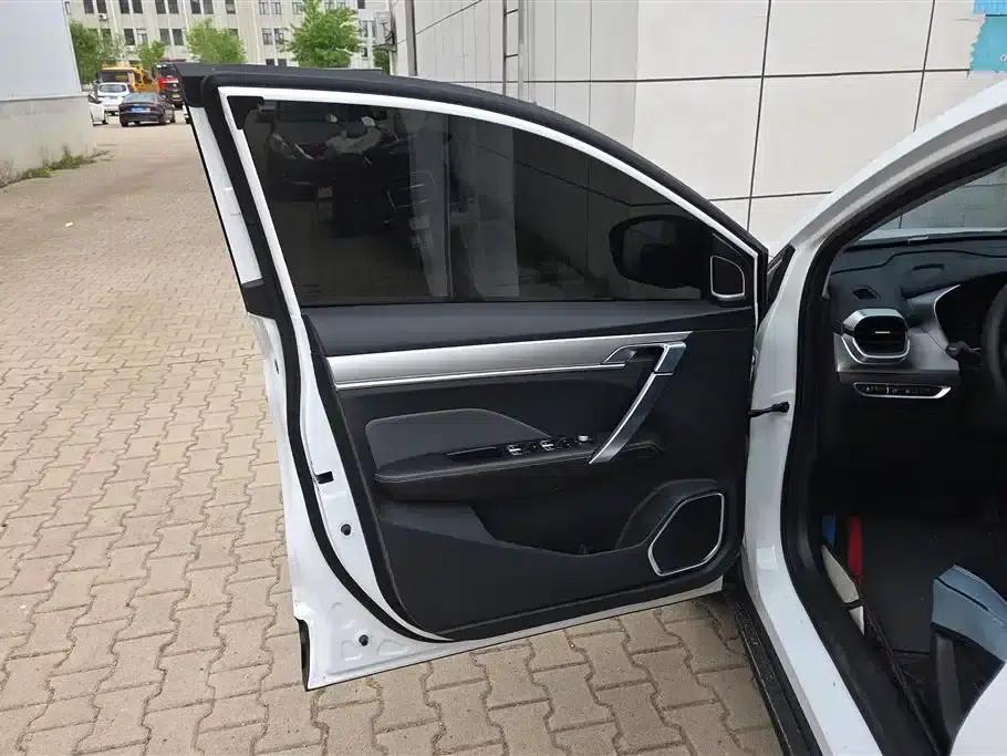 Geely Binyue 2023 1.5T DCT Platinum Edition — миниатюра 7