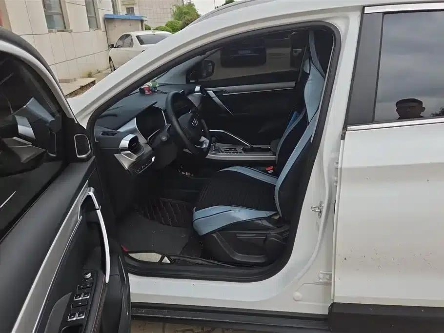 Geely Binyue 2023 1.5T DCT Platinum Edition — миниатюра 9