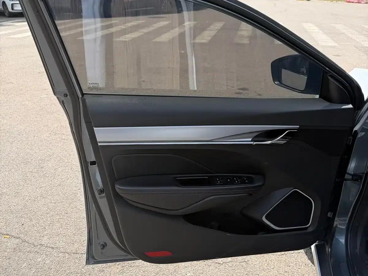 Geely Binrui 2020 Facelift 1.4T CVT Asian Games Edition — миниатюра 4