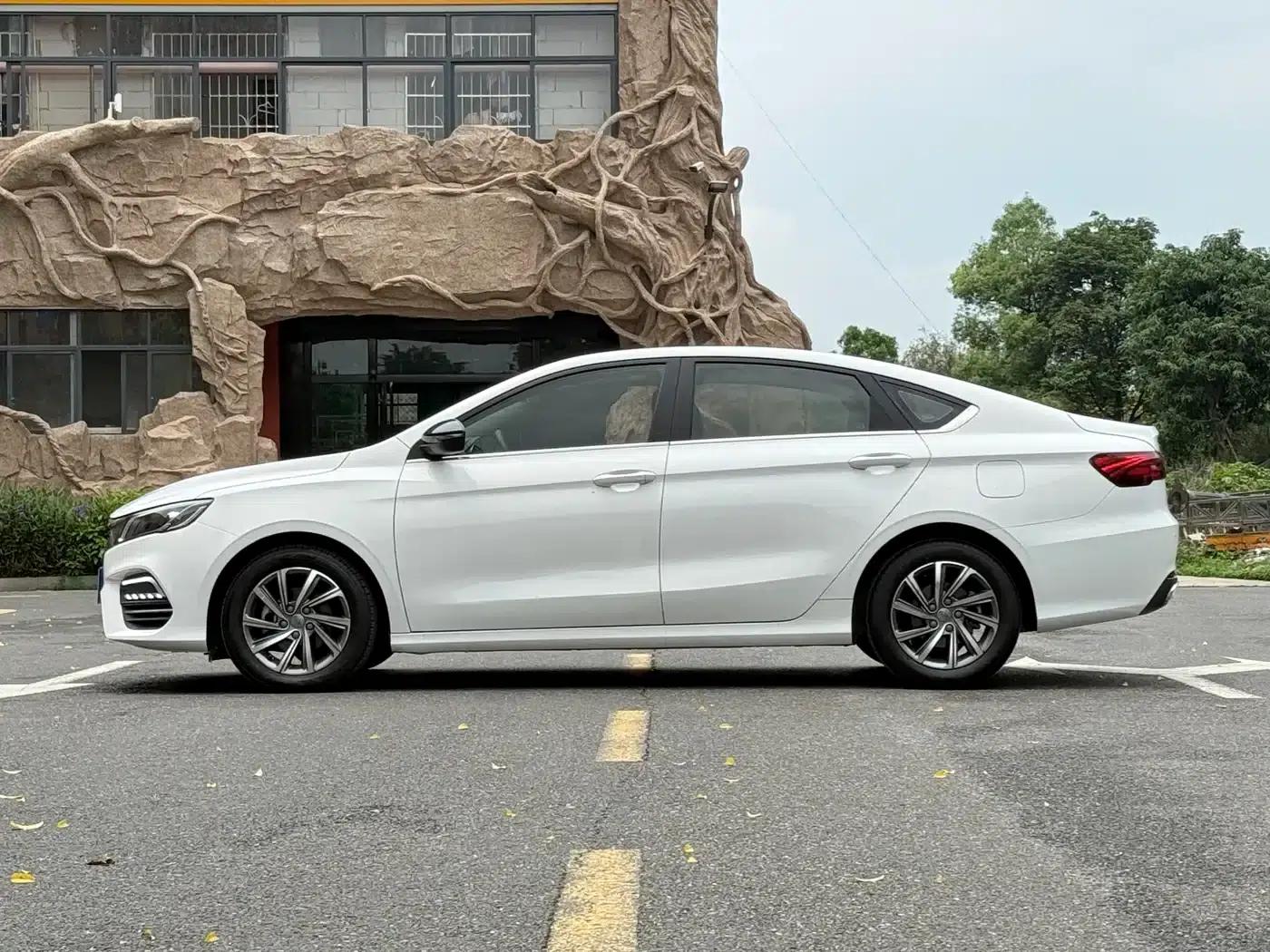 Geely Binrui 2019 200T DCT Binchi Edition — миниатюра 4