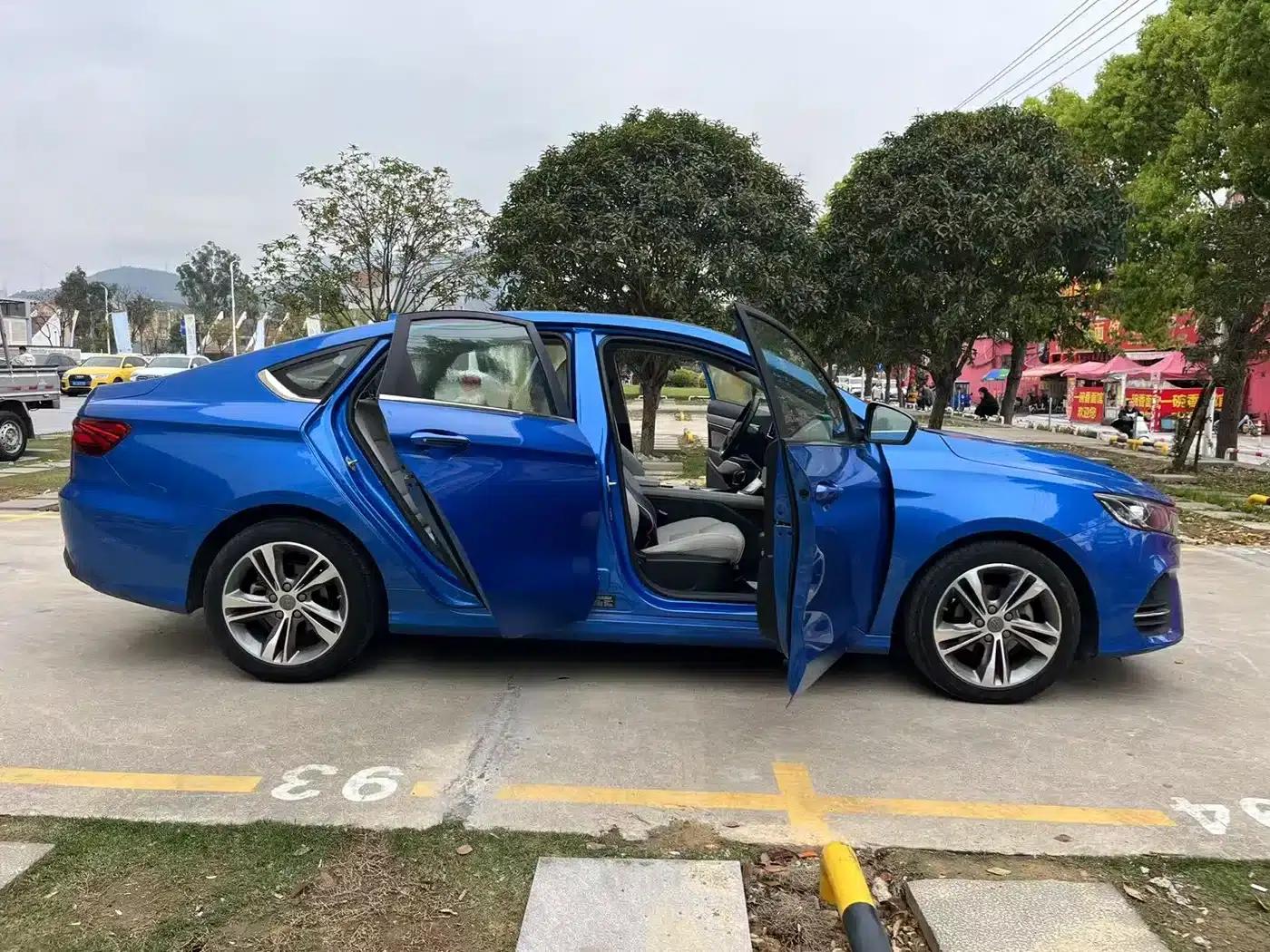 Geely Binrui 2018 14T CVT Binzhi Edition — миниатюра 12
