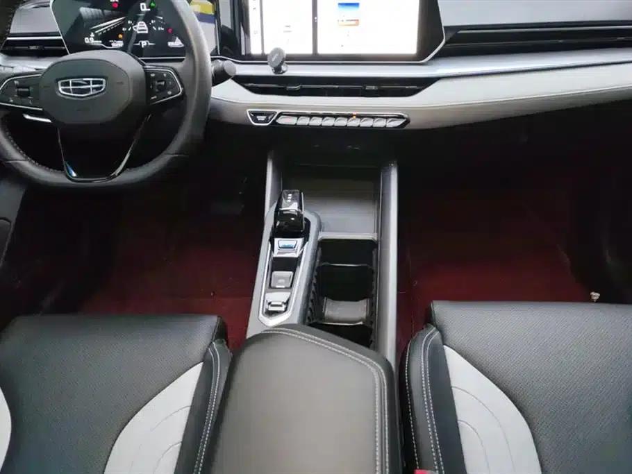 Binrui 2024 Model Binrui COOL 1.5T DCT Champion Edition — миниатюра 16