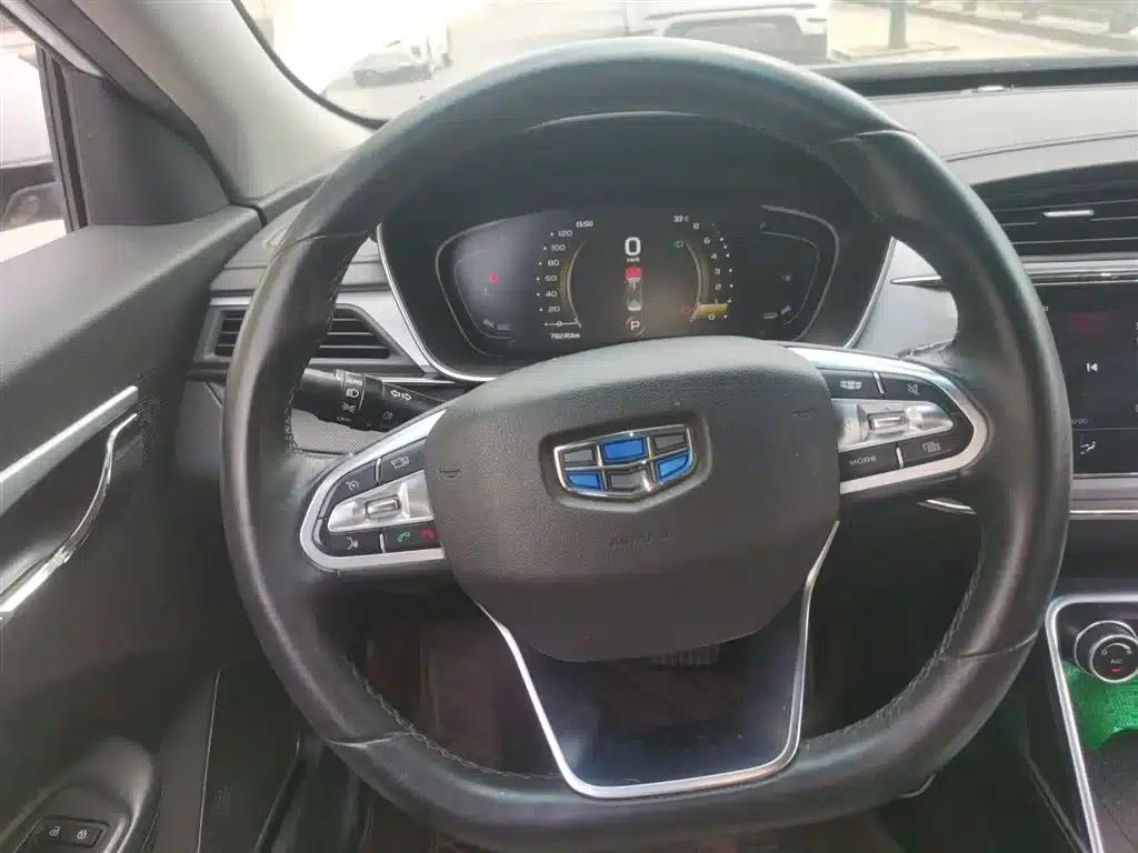 Geely Binrui 2018 14T CVT Binzhi Edition — миниатюра 3