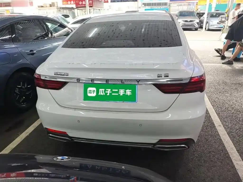 Geely Binrui 2018 14T CVT Binzhi Edition — миниатюра 6