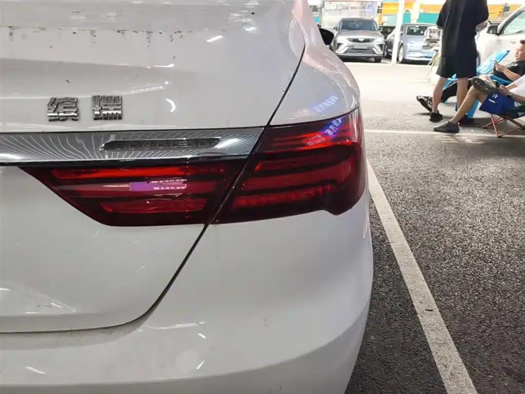 Geely Binrui 2018 14T CVT Binzhi Edition — миниатюра 8