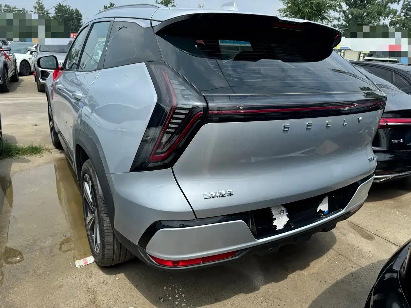 The 2025 Geely Boyue L, Fourth Generation 1.5TD DCT, is now available. — миниатюра 7