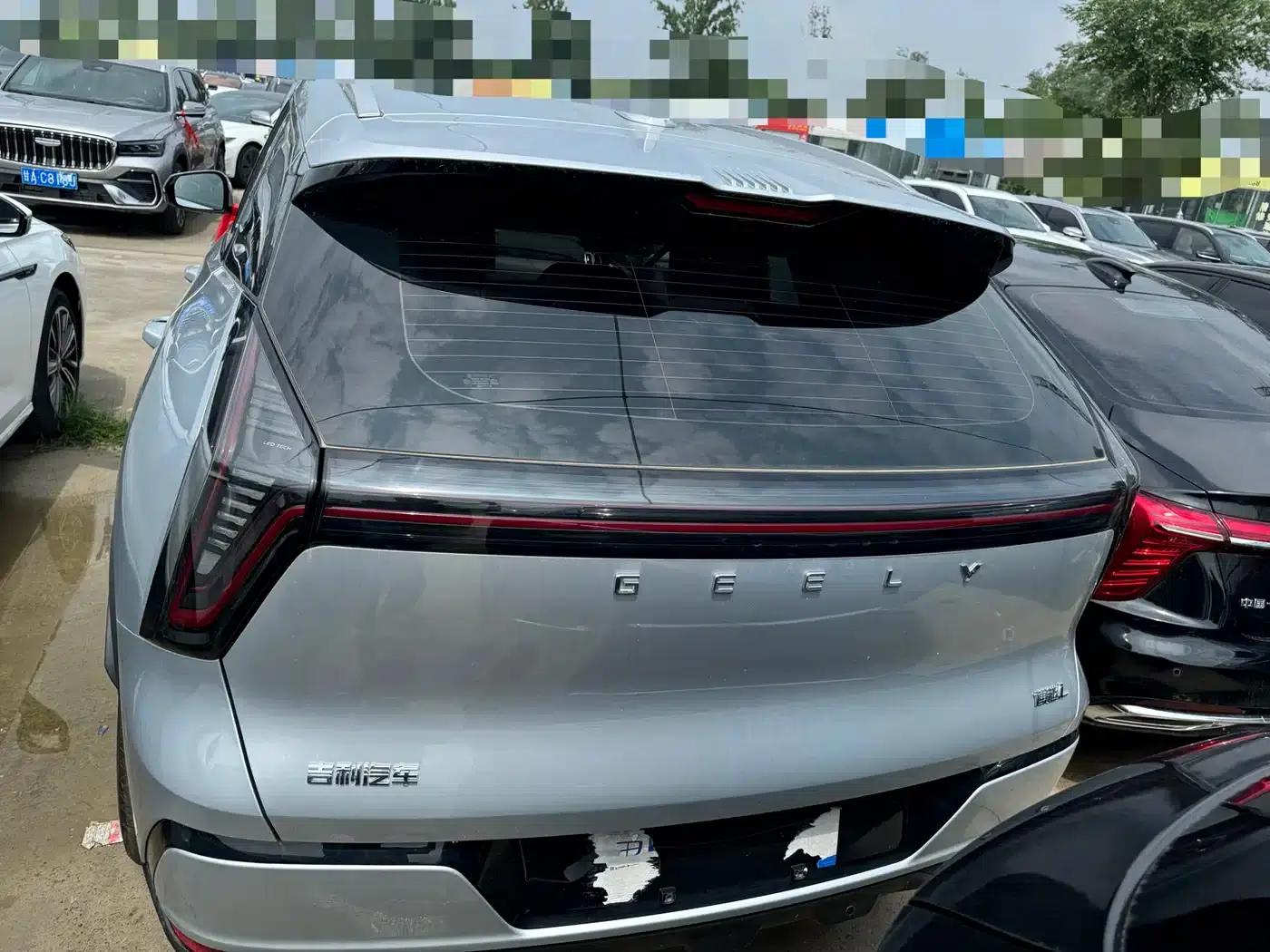 The 2025 Geely Boyue L, Fourth Generation 1.5TD DCT, is now available. — миниатюра 8