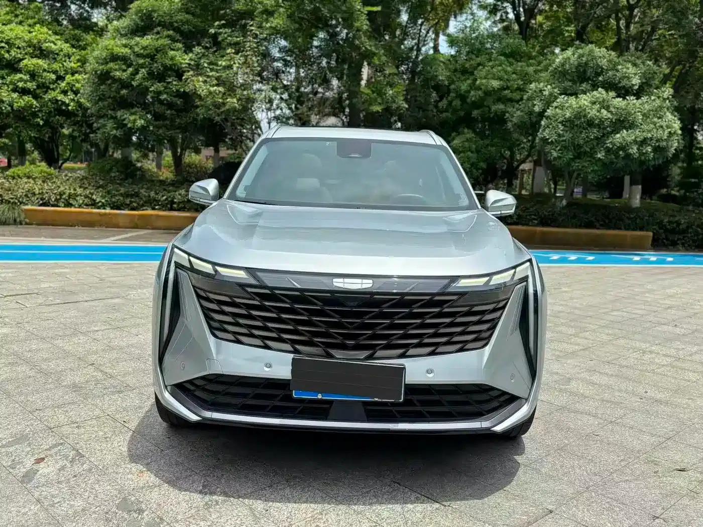 Geely Boyue L 2023 1.5TD DCT Premium Edition — миниатюра 1