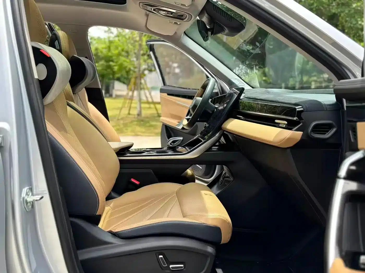 Geely Boyue L 2023 1.5TD DCT Premium Edition — миниатюра 7