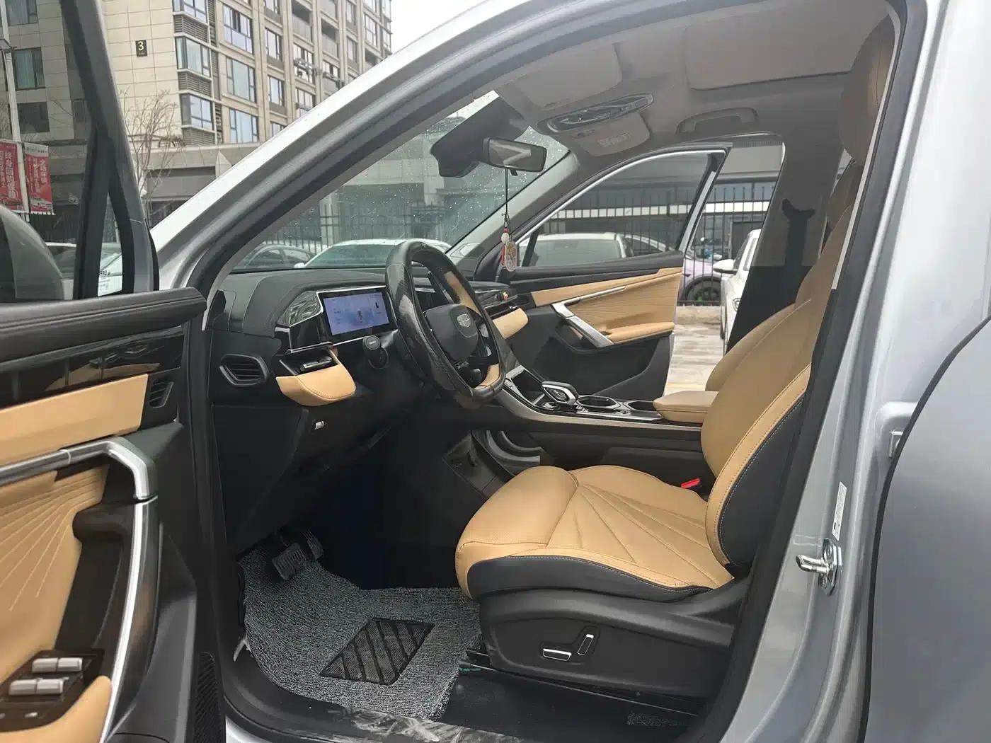 Geely Boyue L 2023 1.5TD DCT Premium Edition — миниатюра 5