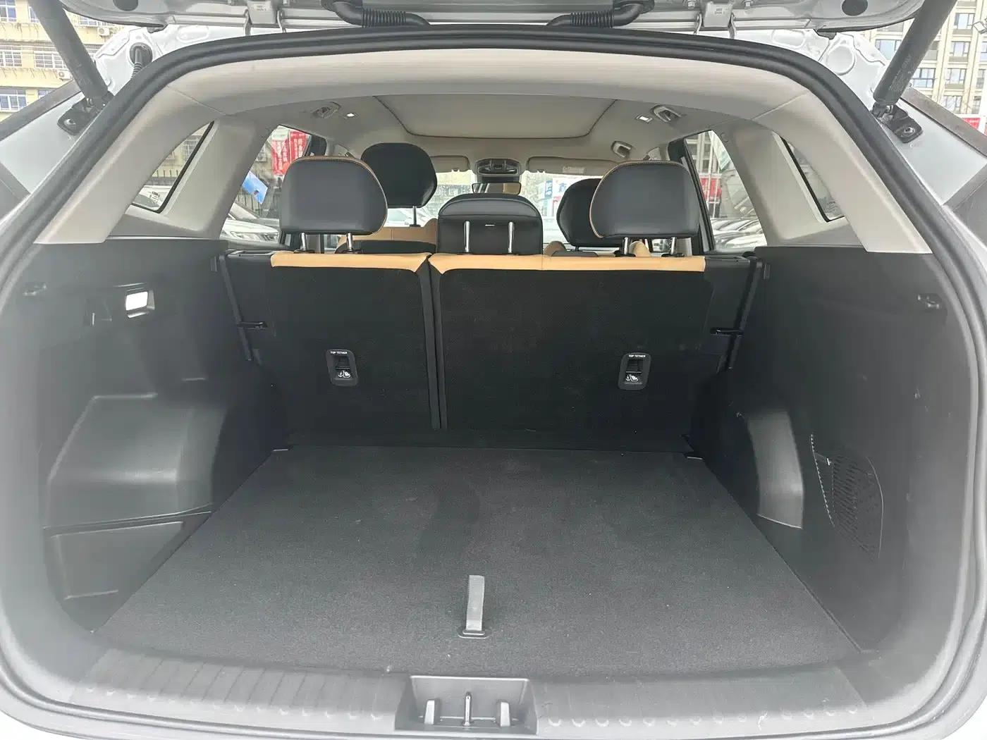 Geely Boyue L 2023 1.5TD DCT Premium Edition — миниатюра 9