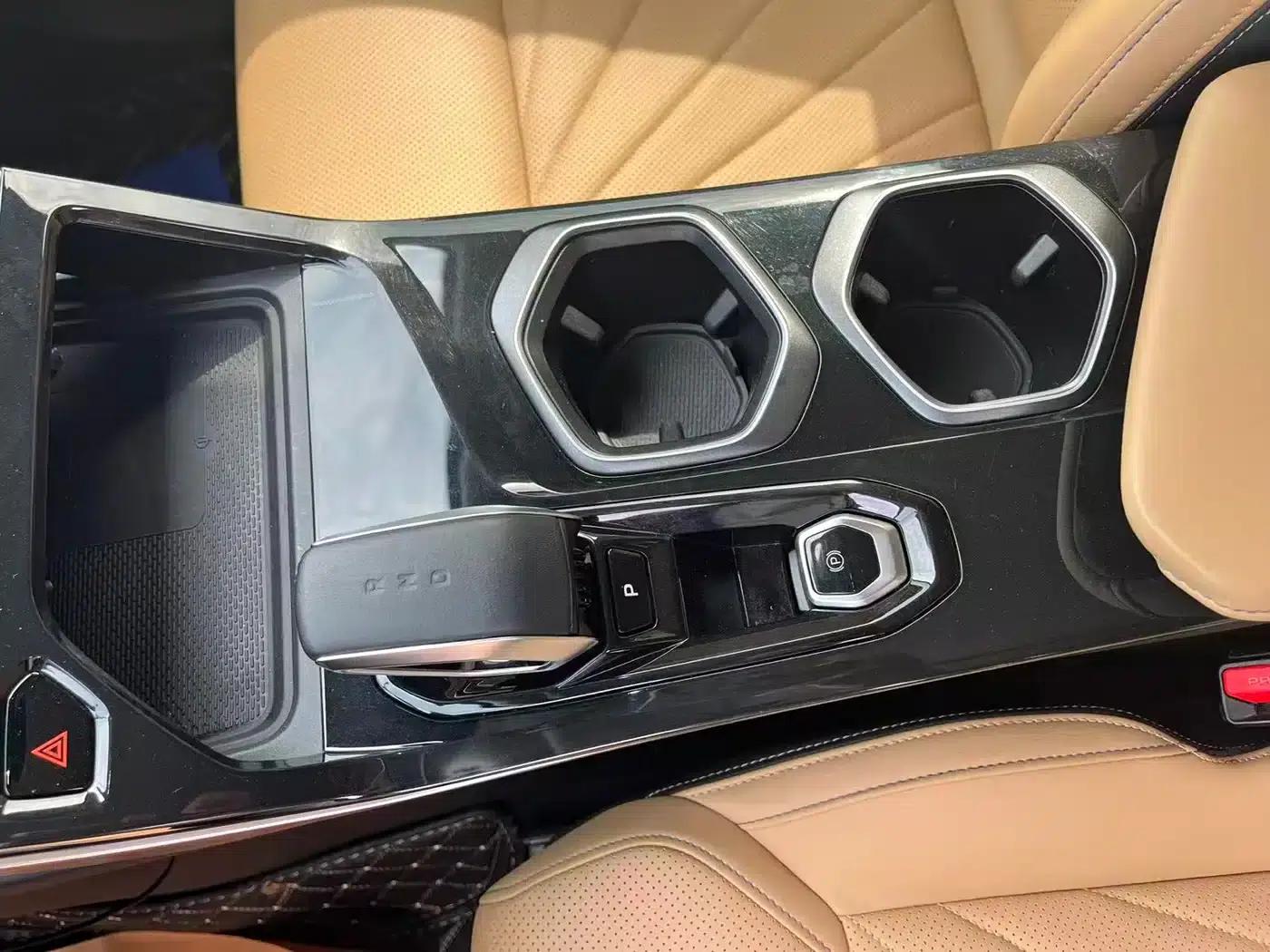 Geely Boyue L 2023 1.5TD DCT Luxury Edition — миниатюра 7