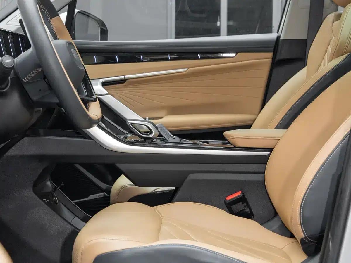 Geely Boyue L 2023 1.5TD DCT Premium Edition — миниатюра 20